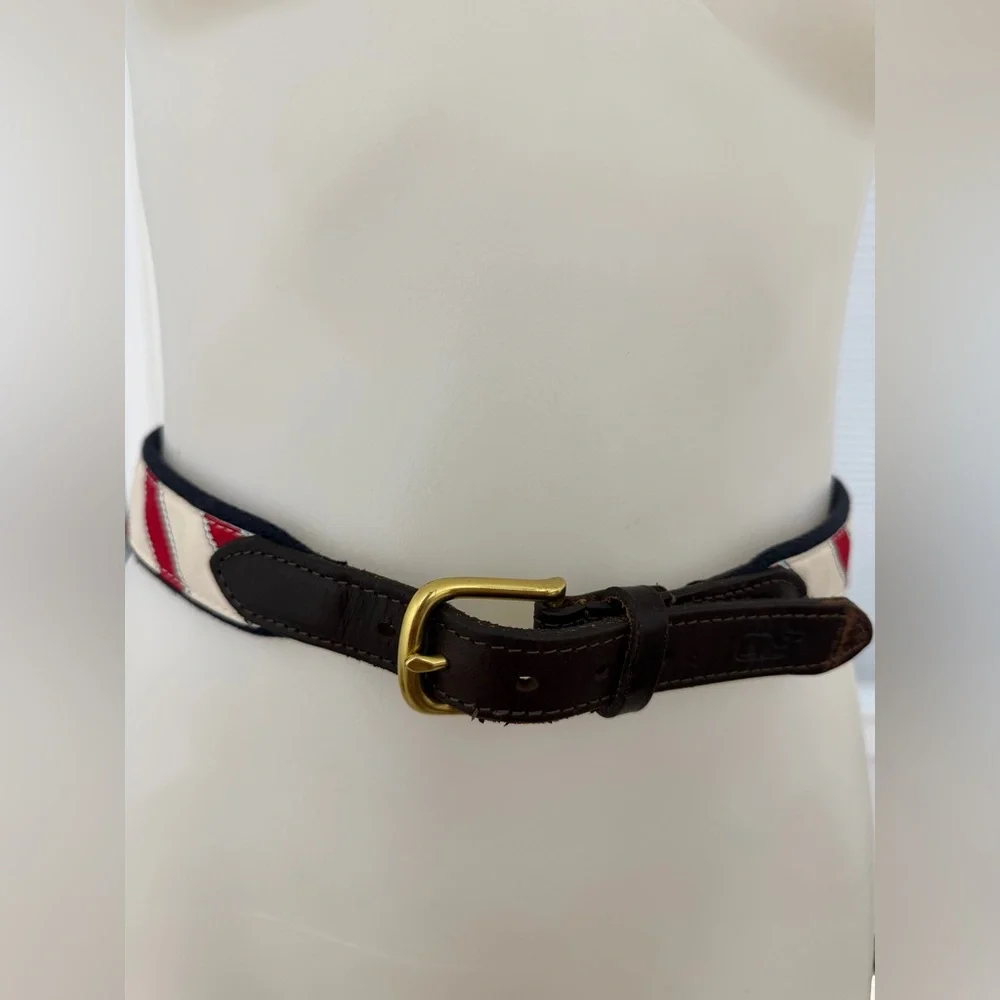 Vineyard Vines boys belt size 28